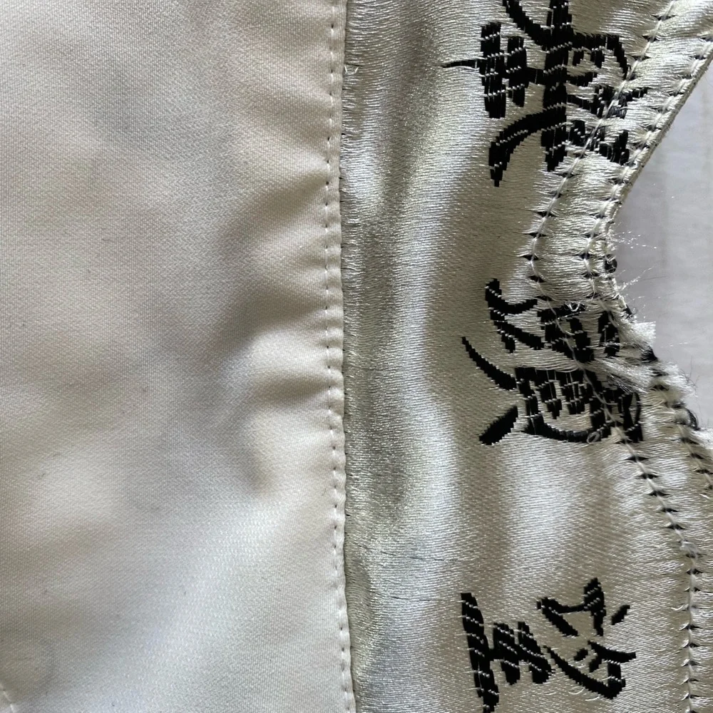 Raven Bustier style Jacket White Sateen with Black Characters size M - Picture 13 of 15